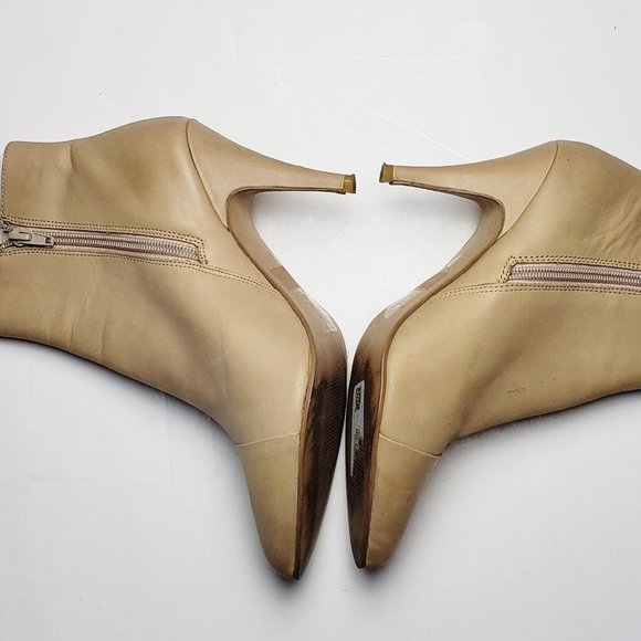 Jeffrey Campbell Ankle Boots Cream Pointy Toe 7.5 - Picture 2 of 6